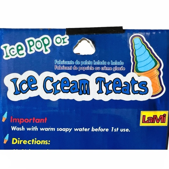 New Ice Cream or Ice Pop Treats 2 Piece Mold Set With Stand - Picture 9 of 15